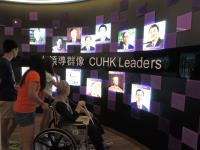 參觀大學展覽廳